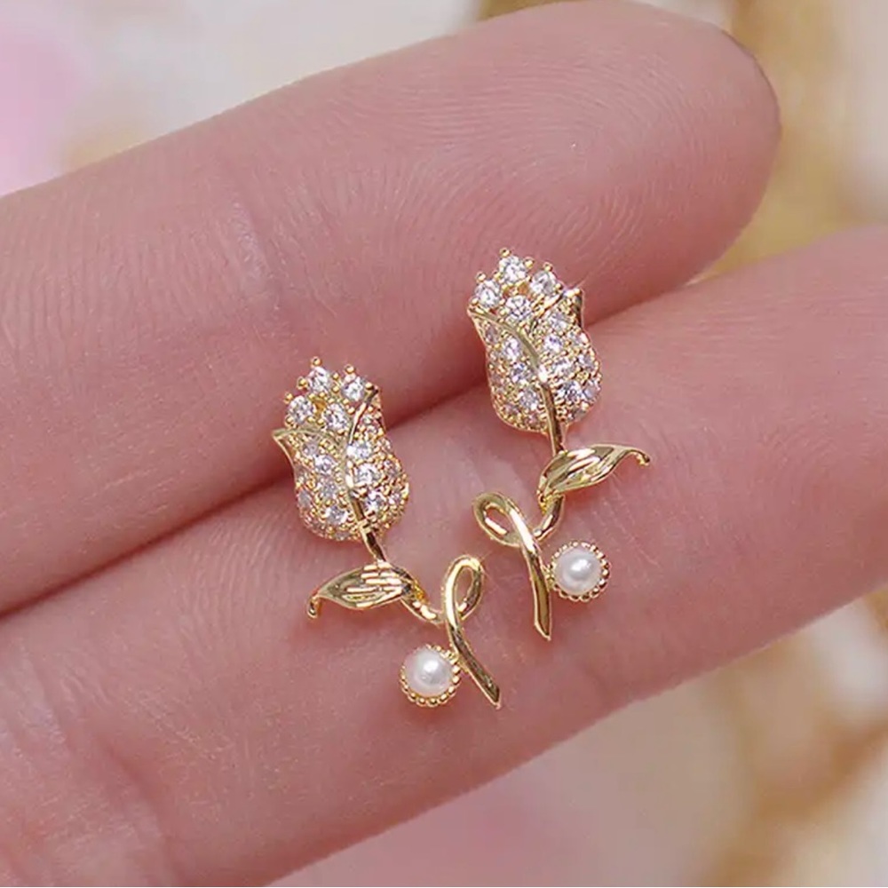 18K gold Zircon Elegant Tulip Women's Wedding Party Earrings - Picture 2 of 4